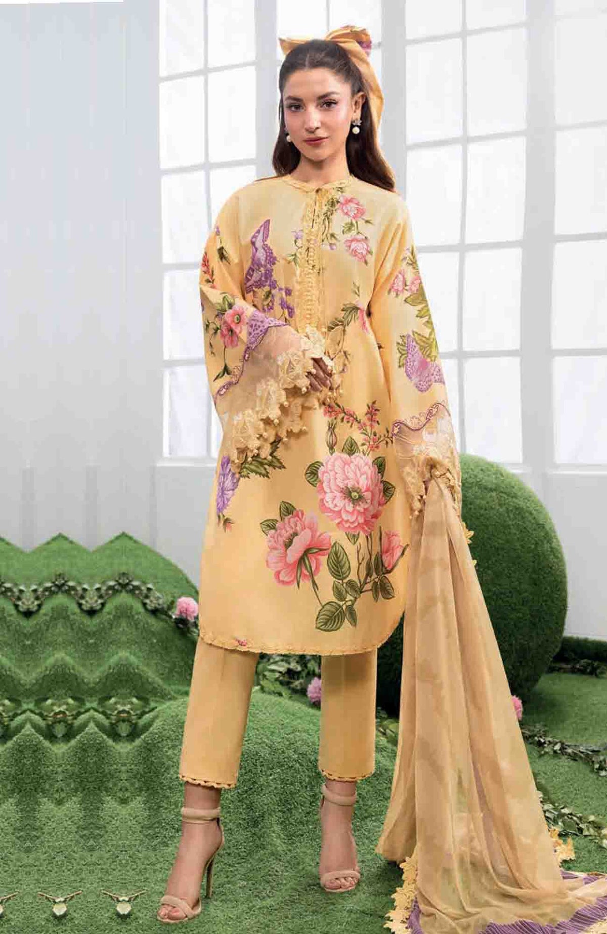 Mbasic by Maria B Unstitched Lawn Embroidered 3 Piece Suit Vol-2 - MBSCLV2-4B -  Summer Collection