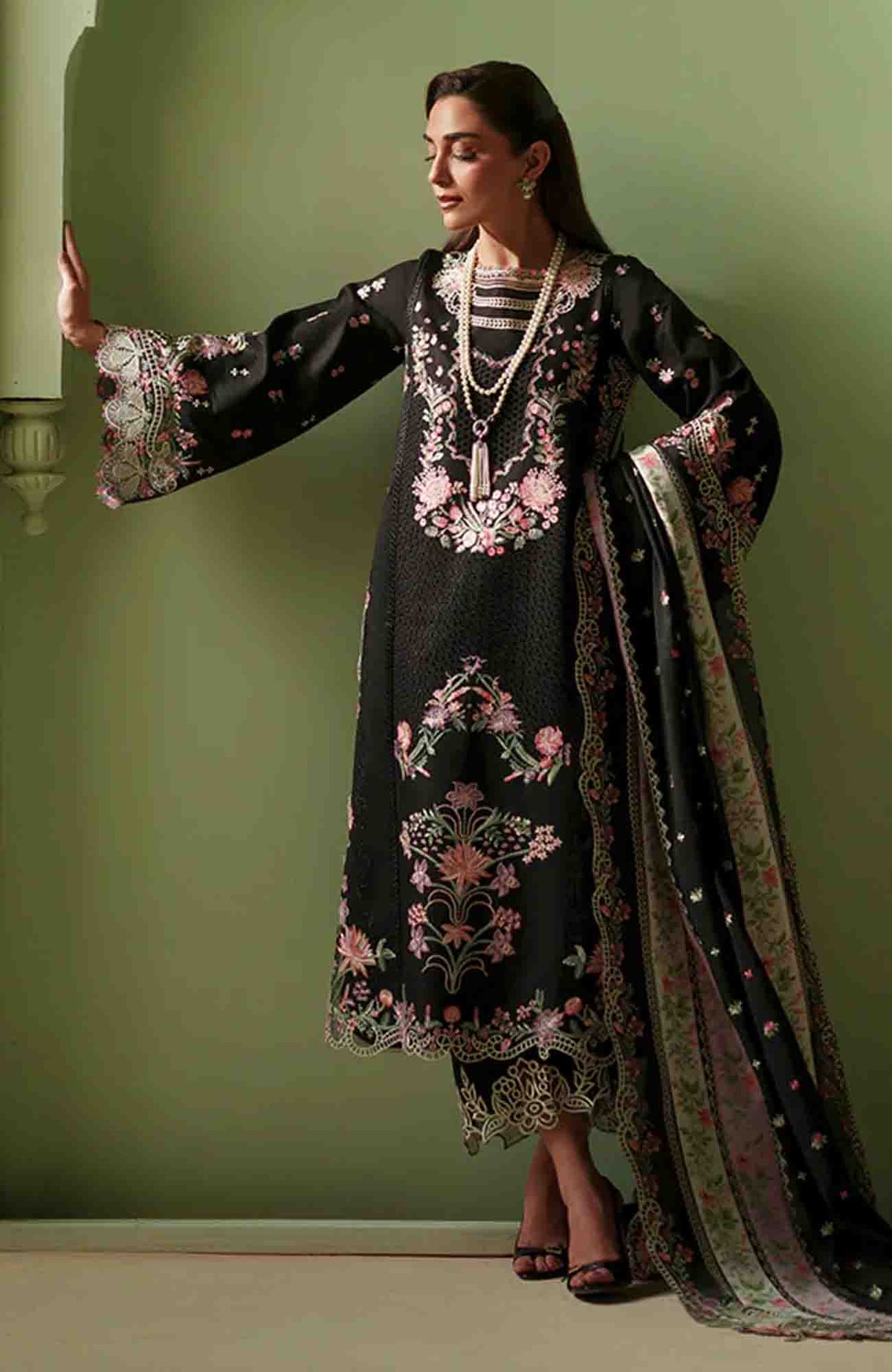 Mashriq Luxury By Bin Ilyas Unstitched Lawn Embroidered 3 Piece Suits - BNLML-2B- Summer Collection