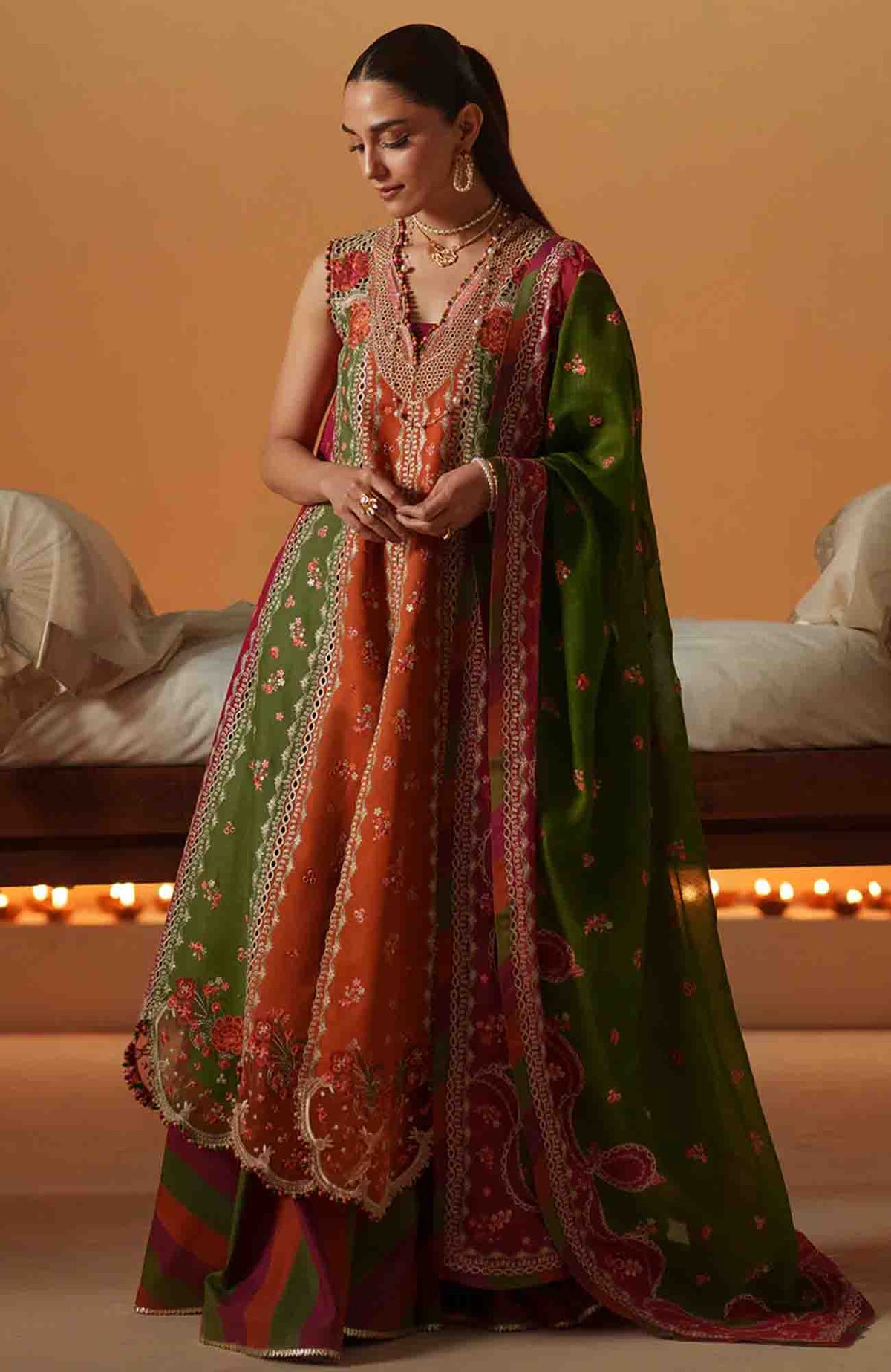 Mashriq Luxury By Bin Ilyas Unstitched Lawn Embroidered 3 Piece Suits - BNLML-4B- Summer Collection