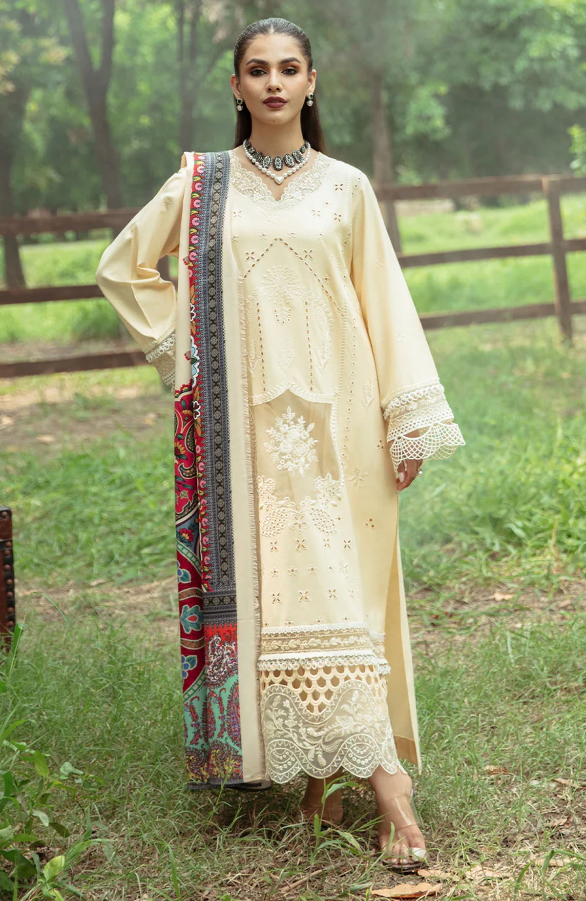 MAHNUR