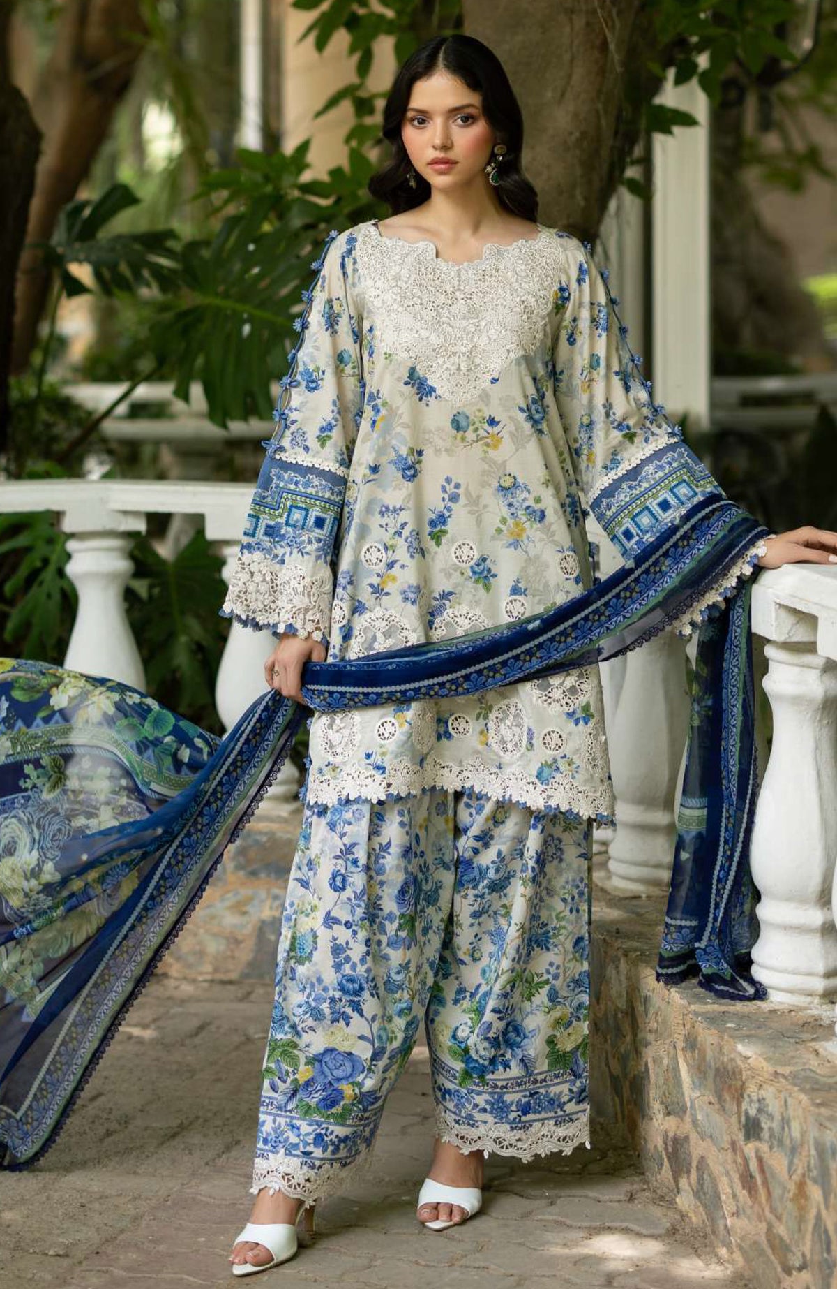 Signature Vol- II By Elaf Unstitched Lawn Embroidered 3 Piece Suit - ELFSGNV2-8B- Celine - Summer Collection