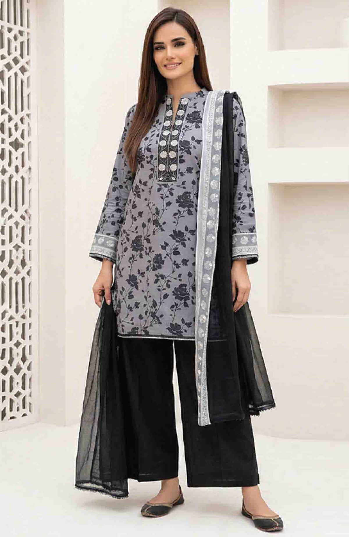 Black & White by Regalia Textile Unstitched Lawn Printed 3 Piece Suit  - RGLBLWTLP -02  Summer Collection