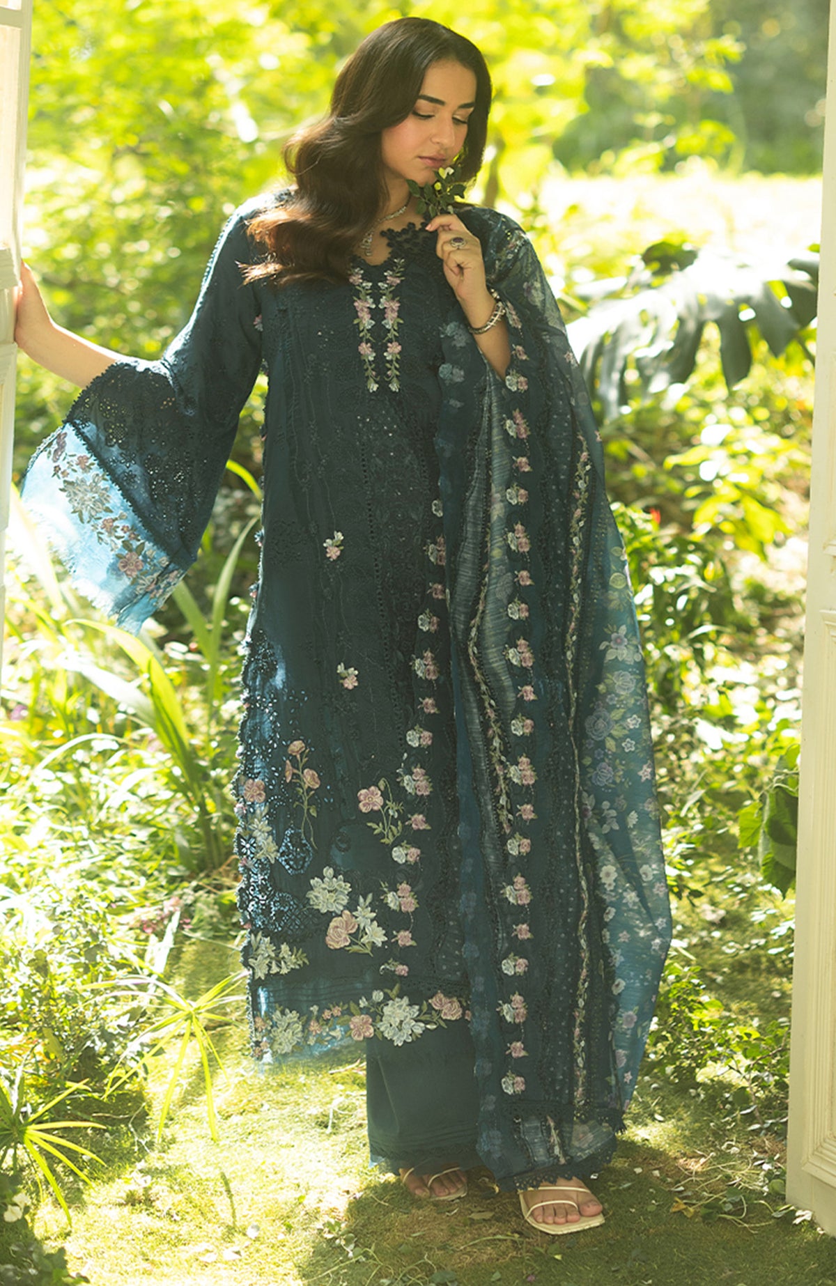 Luxury Lawn VoII By Elaf Unstitched Lawn Embroidered 3 Piece Suit - ELFLXL-3B- Emarald Fern - Summer Collection