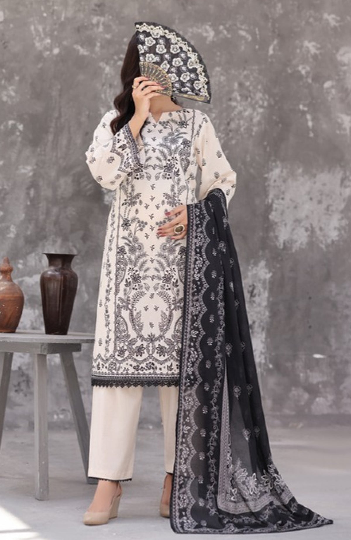 Maya Cambric Vol 1  BY Aizal Ready to wear Printed 3 Piece Suit -AZLV1MYA -04- Ivory Black Floral-  Winter Collection