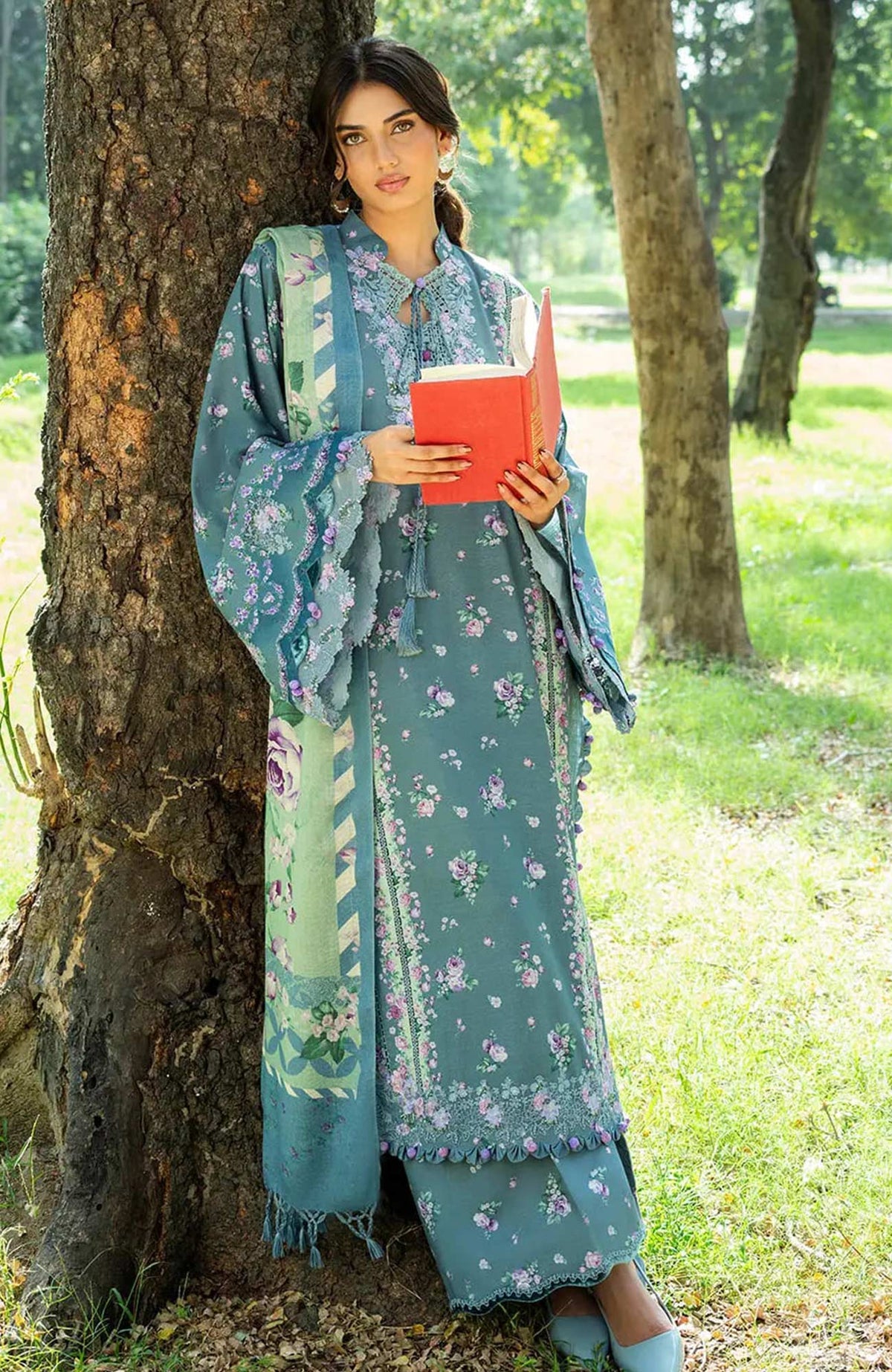 Wilderness by Elaf Unstitched Embroidered Pashmina Shawl  3 Piece Suit ELFWLDW- 4B-CINERARIA- Winter Collection