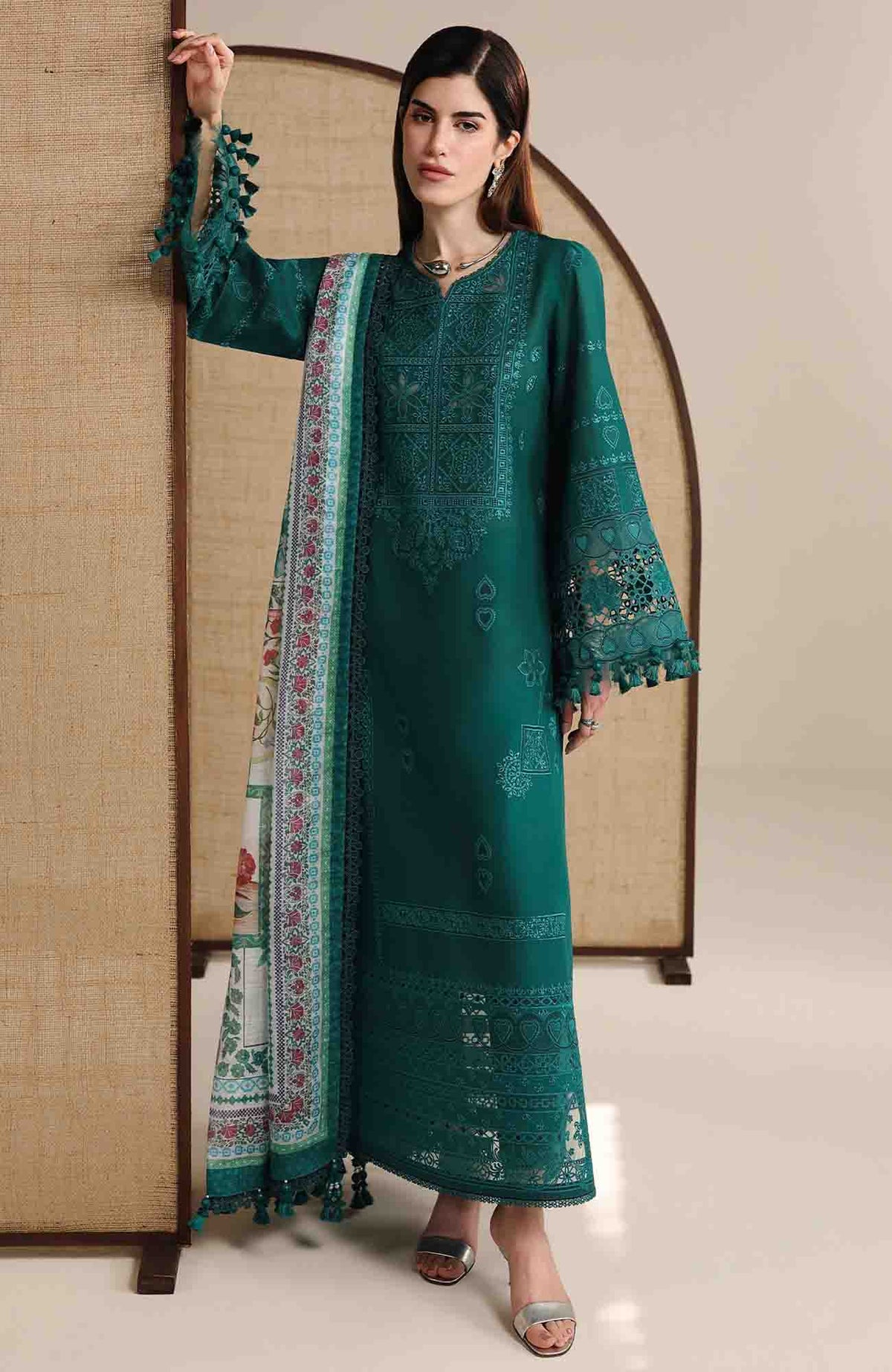 Iris By Jazmin Unstitched  Lawn Embroidered 3 Piece Suit -JZIRSLXL-03-Summer Collection