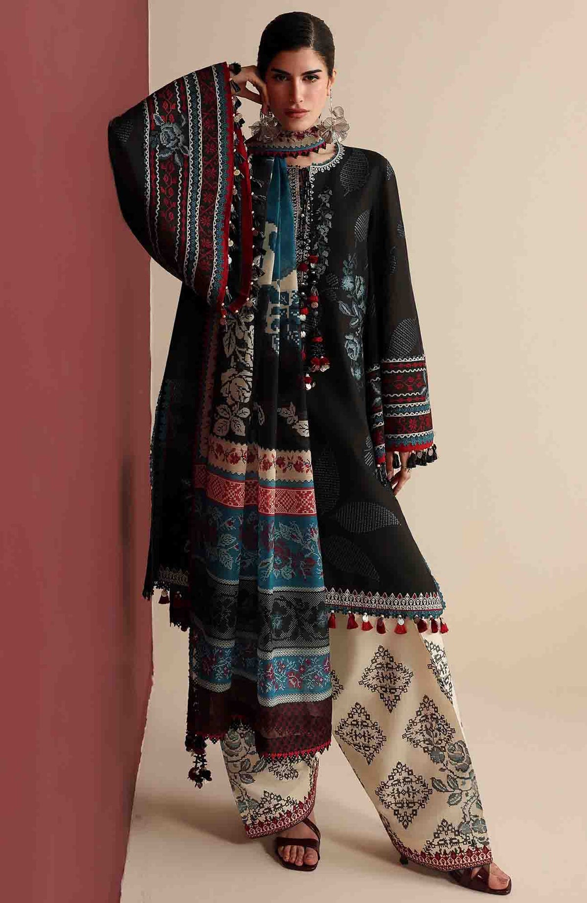 Iris By Jazmin Unstitched  Lawn Embroidered 3 Piece Suit -JZIRSLXL-05-Summer Collection