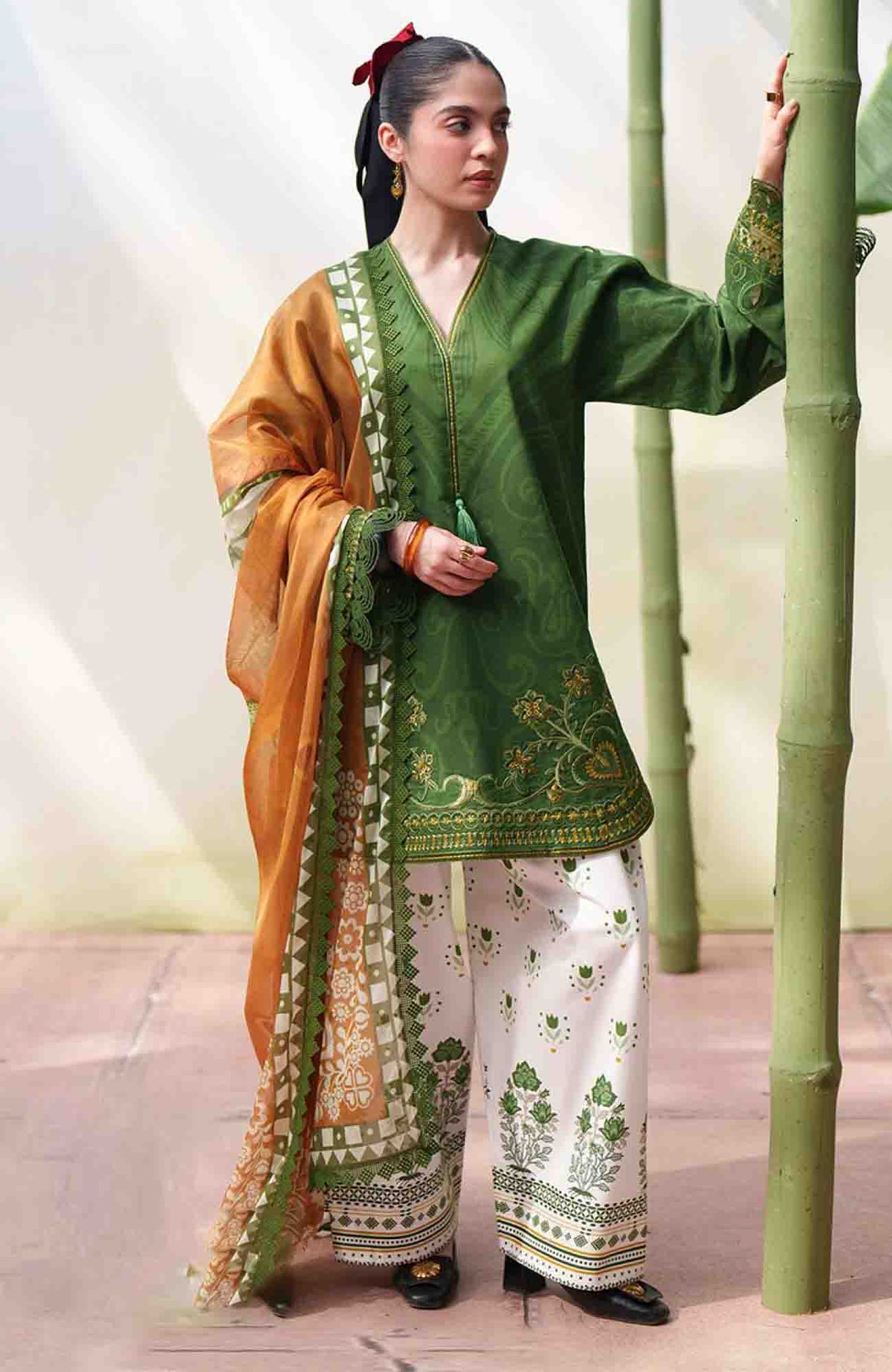 Laanem by Saira Rizwan Unstitched Lawn Embroidered 3 Piece Suit  - SRLMPRT-8A- Elowen-A  Summer Collection