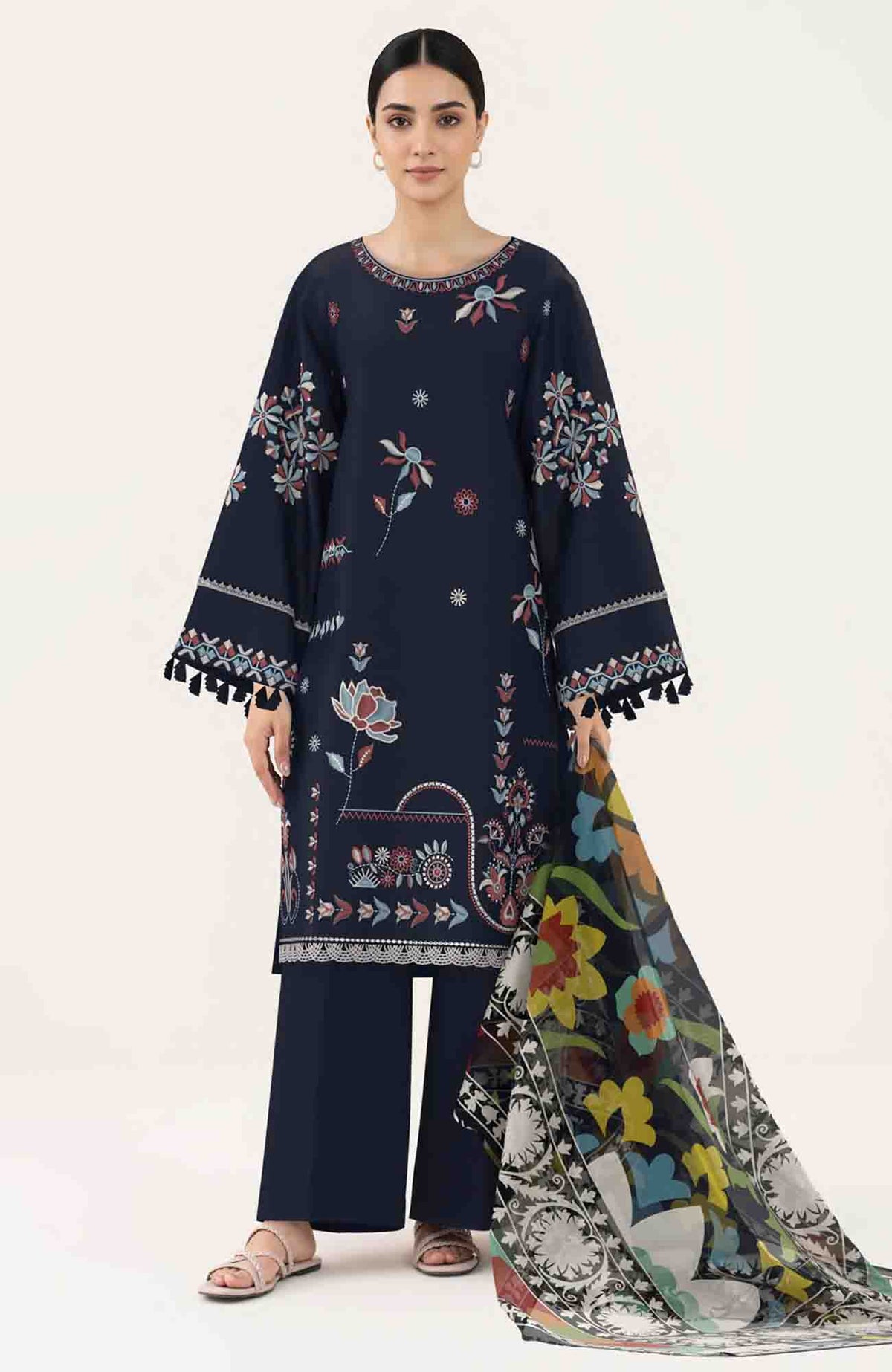 Premium Luxury By Sapphire Unstitched Lawn Embroidered 3 Piece Suits -SPHPLXL-18- Summer Collection