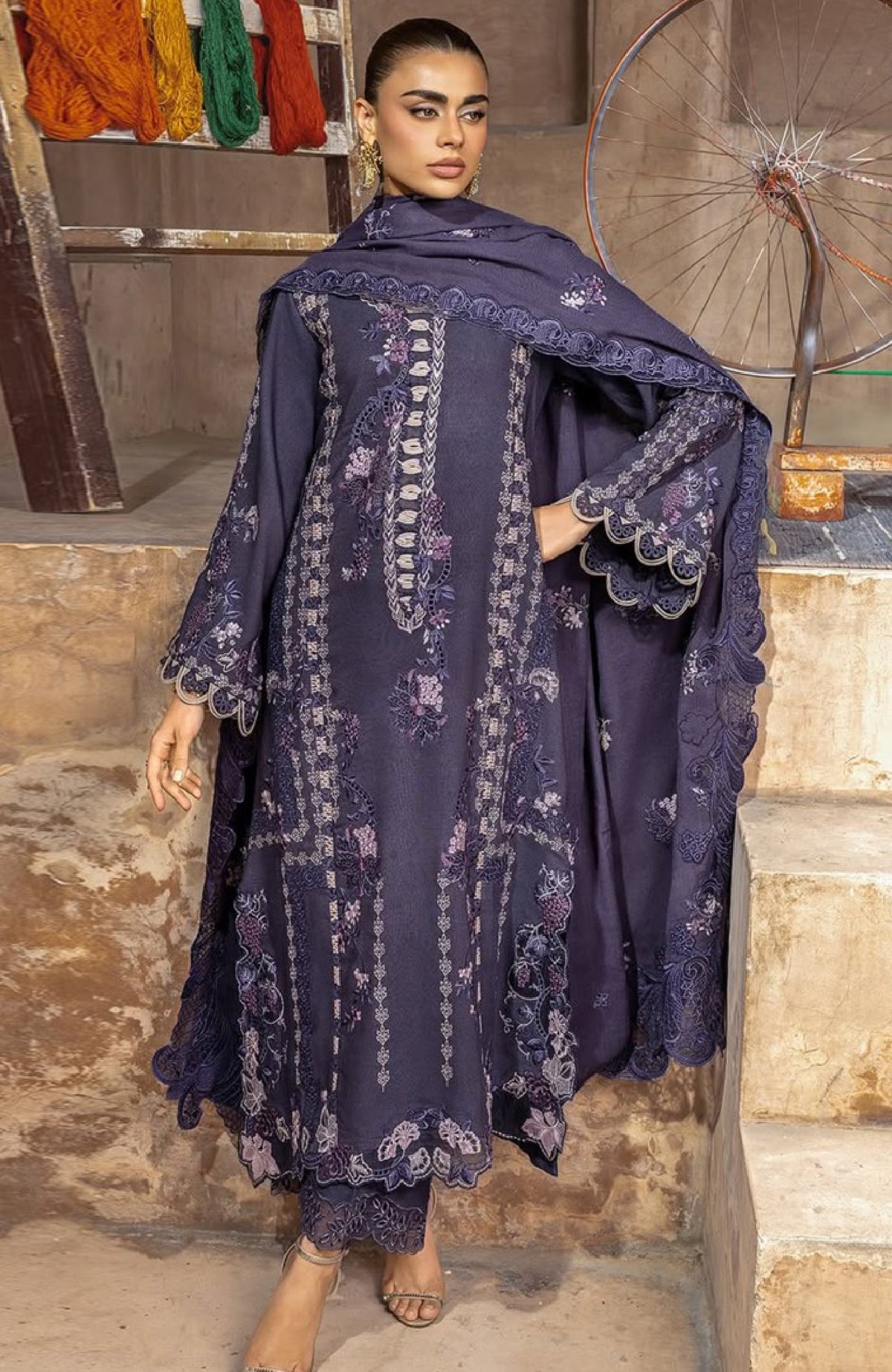 SAIRA SHAKIRA