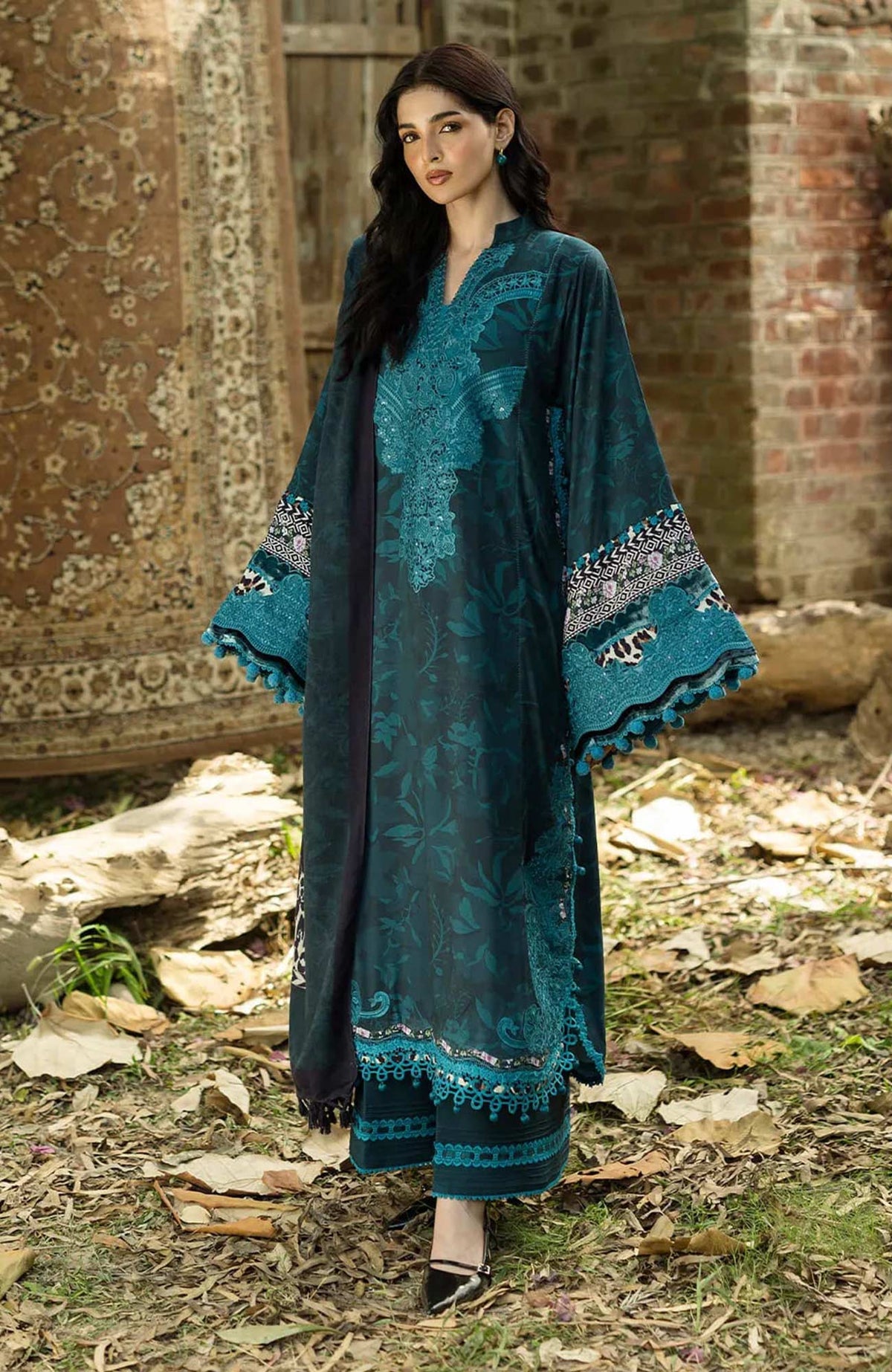 Wilderness by Elaf Unstitched Embroidered Pashmina Shawl  3 Piece Suit ELFWLDW- 5B- DUSK - Winter Collection