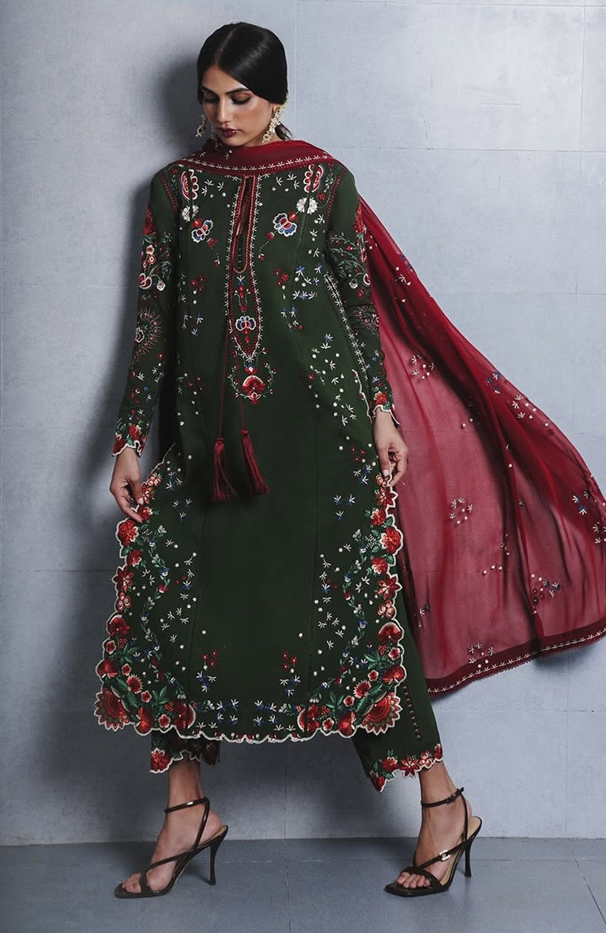 Karandi AW Edit 1 by Jugnu Lahore Unstitched Embroidered Karandi 3 Piece Suit - JUGKRDW-Jita - Winter Collection