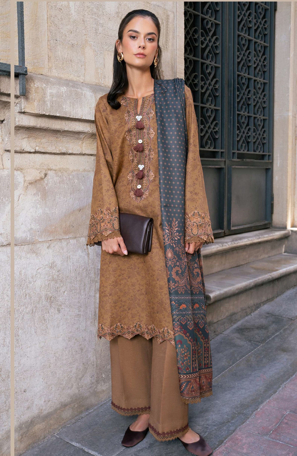 Meet Me in Istanbul By Rangrasiya Unstitched Embroidered Khaddar 3 Piece Suit - RRMIKHDW-OAT- Winter Collection