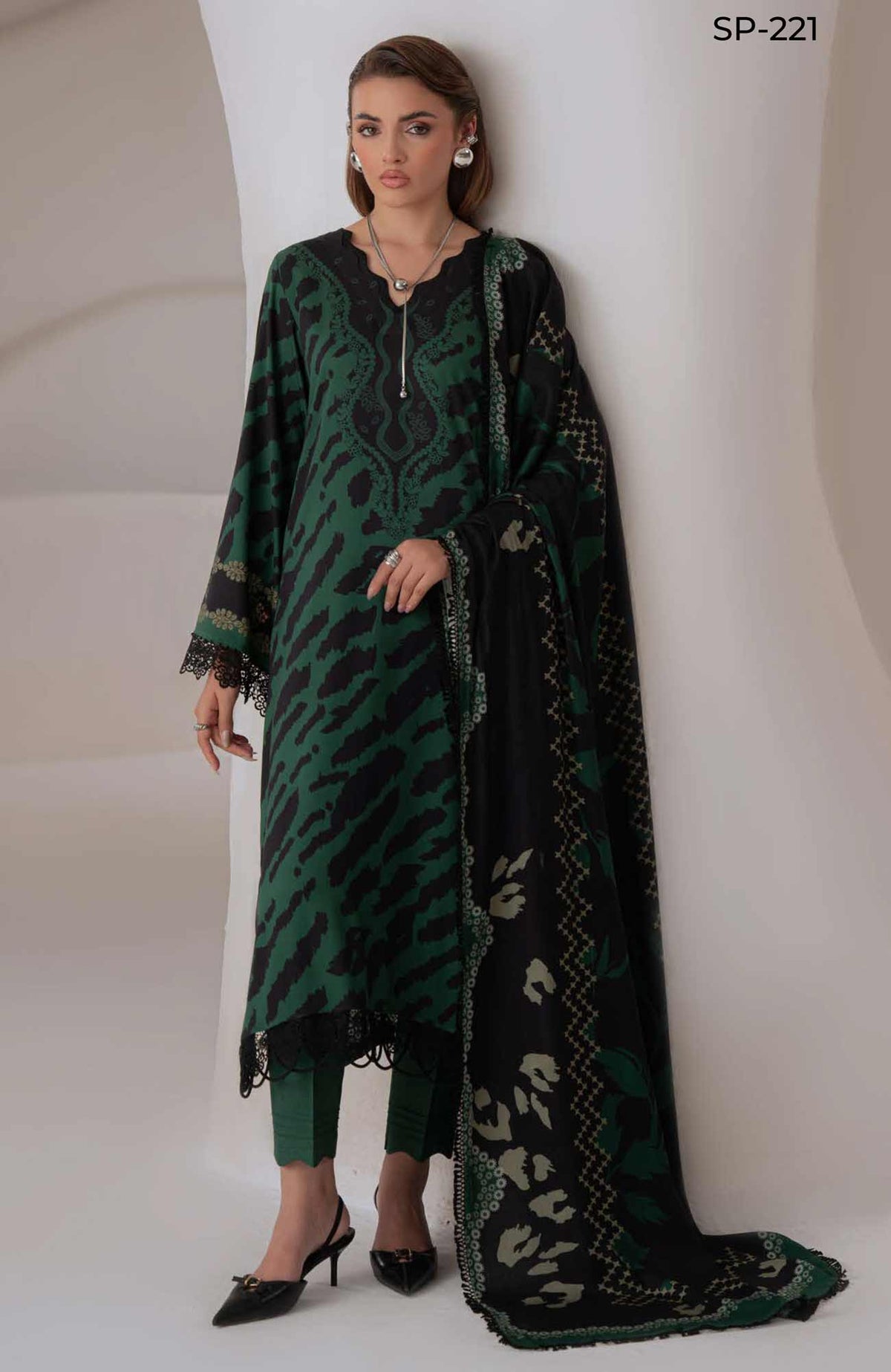 Signature Prints by Nureh Unstitched Printed Marina 3 Piece Suit - NRHSGNP-221  - Winter Collection