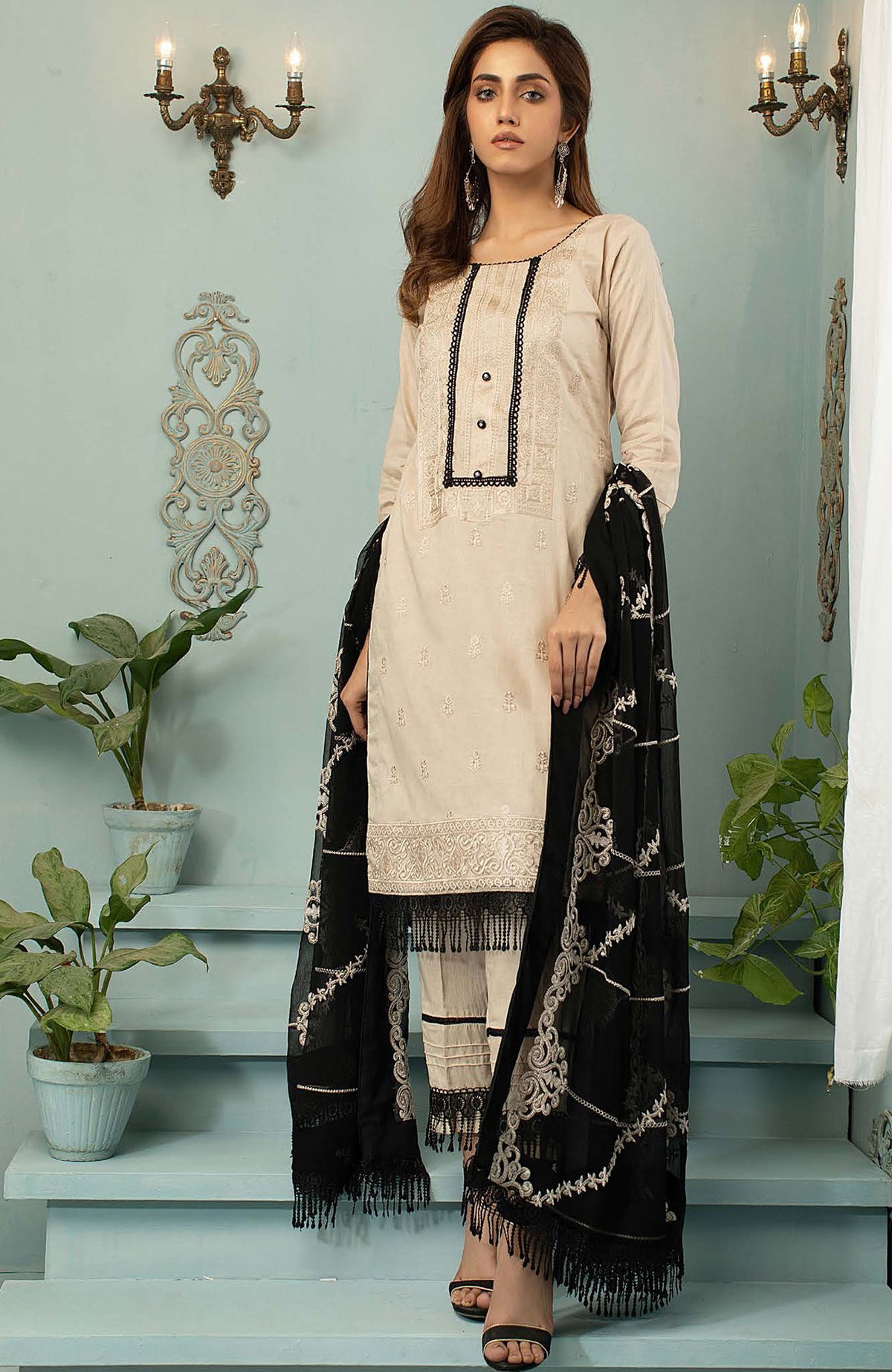 Samia Fine Threads Self Weaved Lawn'21 By AB Textiles