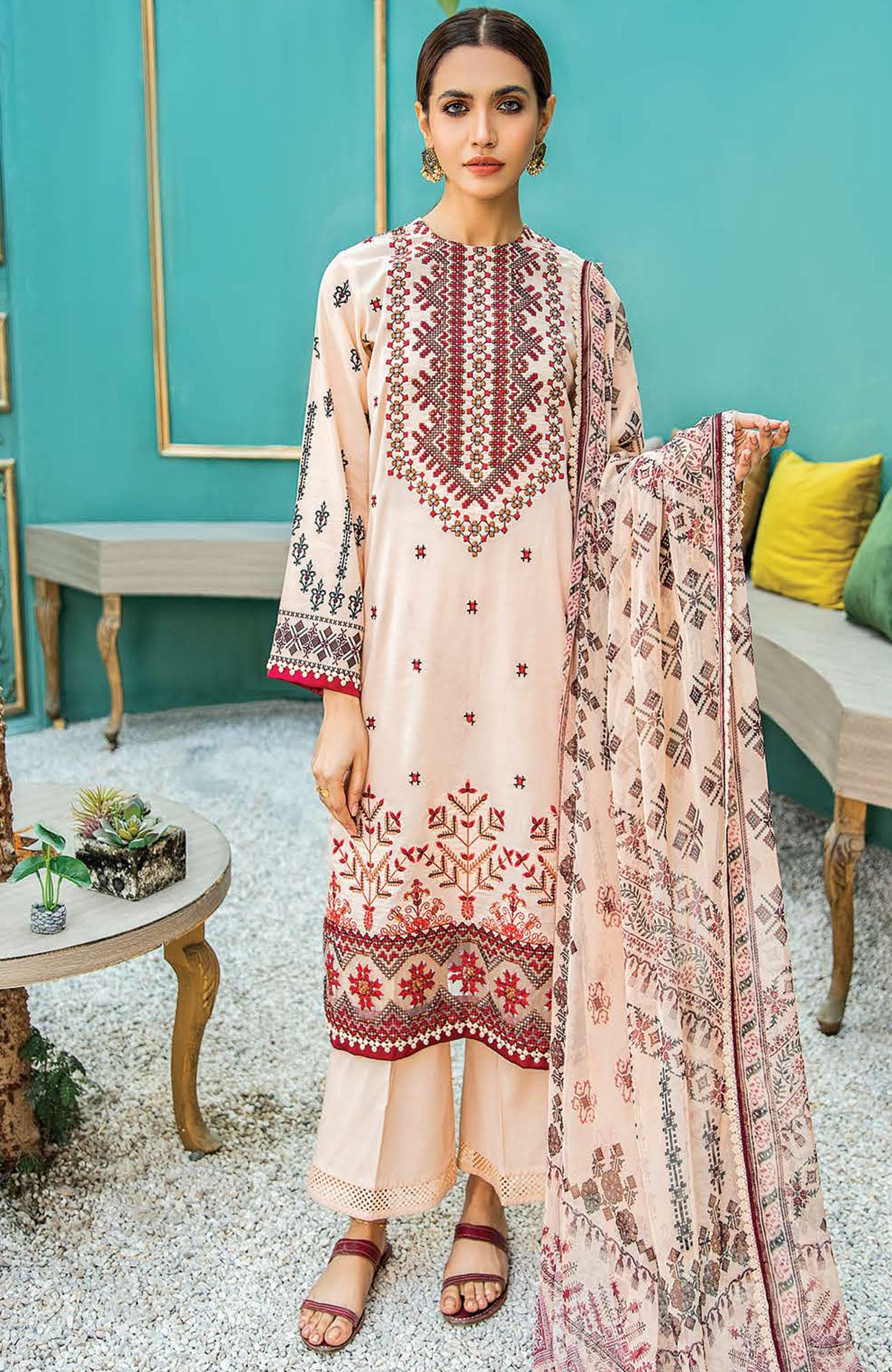Luxury Lawn'21 By Aabyaan